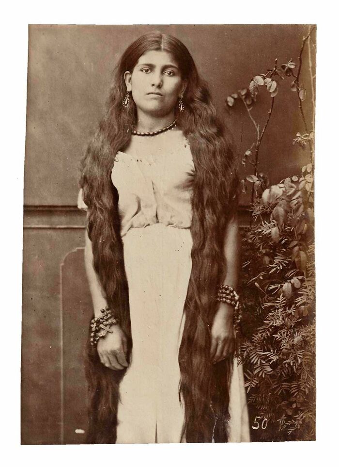 Let's Dive Into Some Seriously Cool Victorian Era Pics!