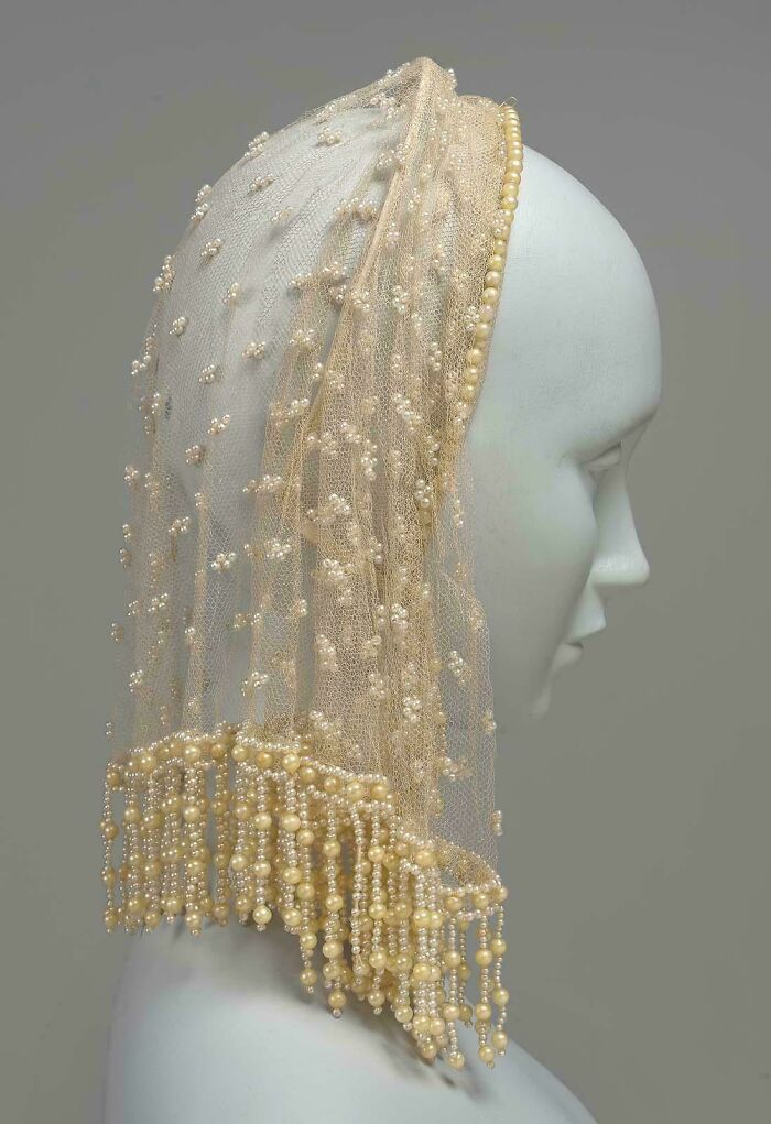 Victorian Woman’s Headdress: French Flair Meets American Style