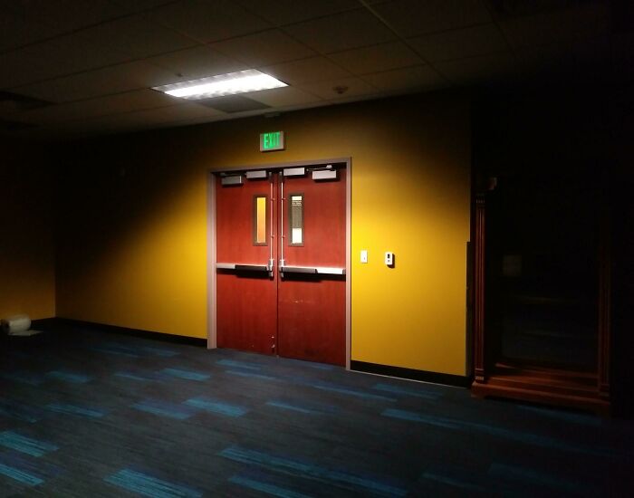 Forgot This Old Pic On My Phone, And It’s Perfectly Liminal