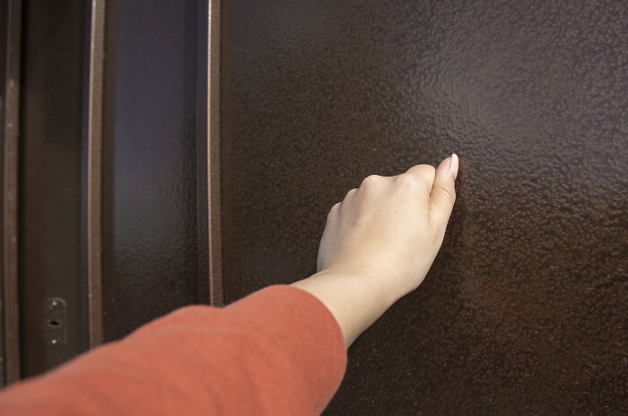 These Family House Rules Are So Weird They’ll Totally Make You Chuckle