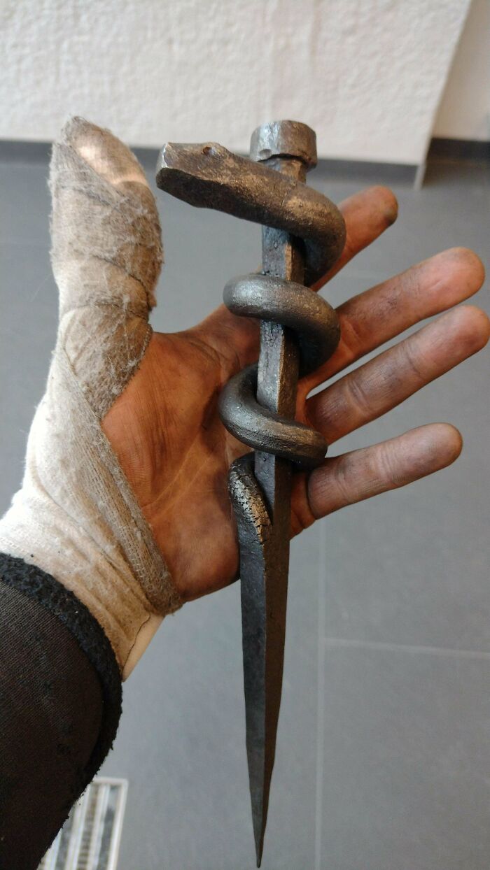 29 Mind-Blowing Metal Creations That’ll Totally Blow Your Socks Off