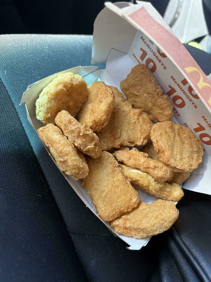 McDonald’s Gave Me 13 Nuggets Instead of 10 – Hello, Bonus!