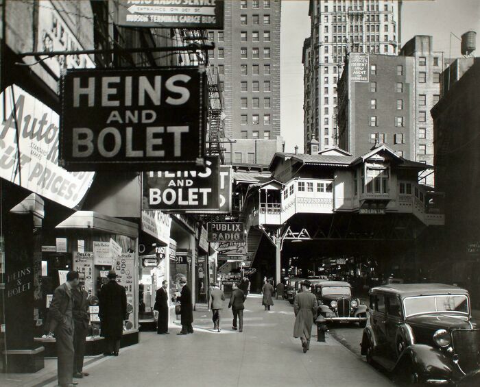 Radio Row In 1936: The Buzz Before It Became The World Trade Center
