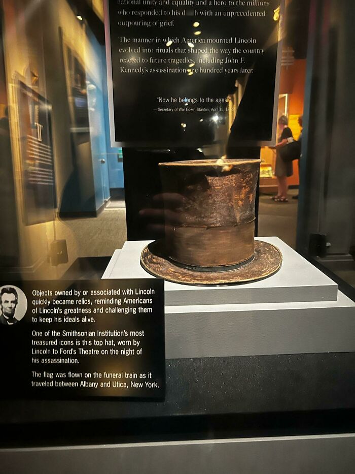 Abraham Lincoln’s Hat From The Night He Was Shot—Fashion Meets History