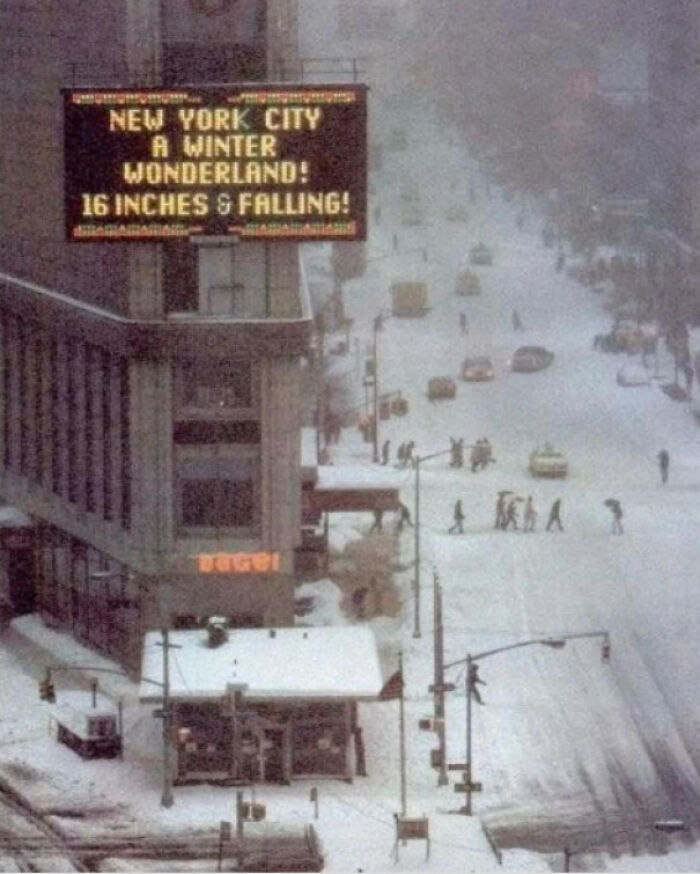 Times Square, 1978: Neon Lights And Nightlife