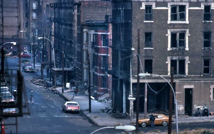 The Bronx Looked Apocalyptic In 1978—Urban Decay Scene