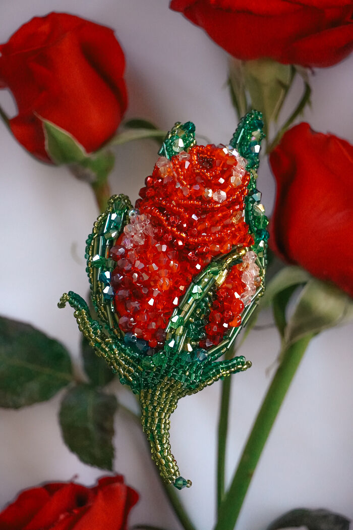 Wait, They Made Tiny Bead Portraits of Ariana Grande?!