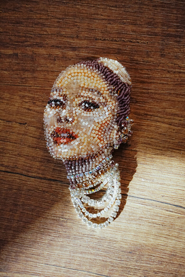 Wait, They Made Tiny Bead Portraits of Ariana Grande?!