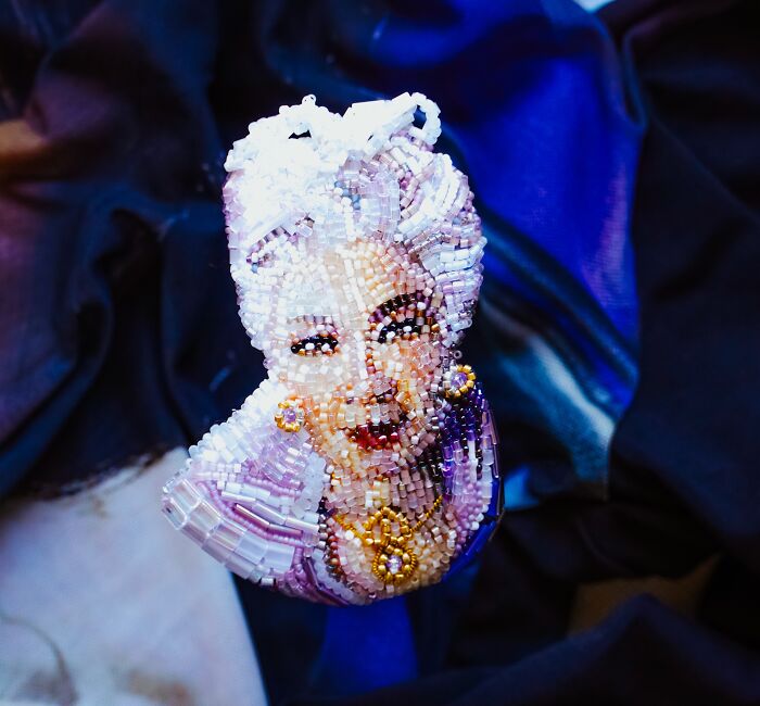Wait, They Made Tiny Bead Portraits of Ariana Grande?!