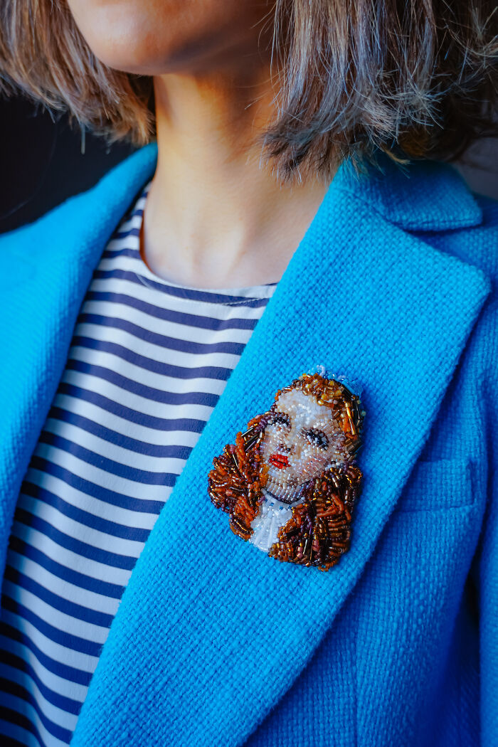 Wait, They Made Tiny Bead Portraits of Ariana Grande?!