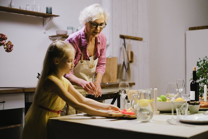 My 9-Year-Old Daughter Told My Narc Mom She Was 'Creepy' And It Was Perfect