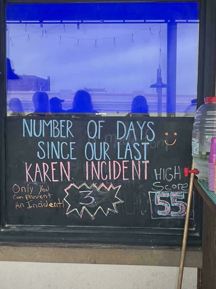 Signs You’re Dining In Florida