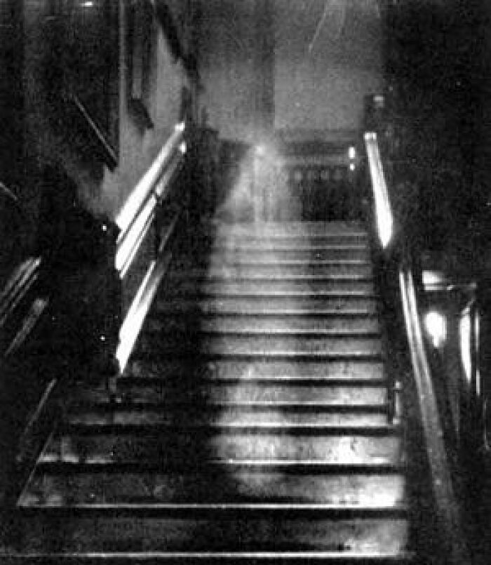 Brown Lady of Raynham Hall – The OG Ghost Photo