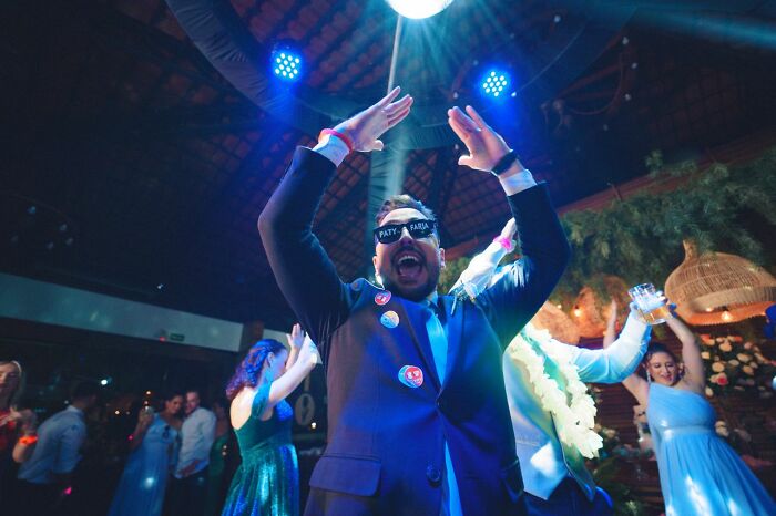 The Wildest Wedding Stories That’ll Totally Surprise You