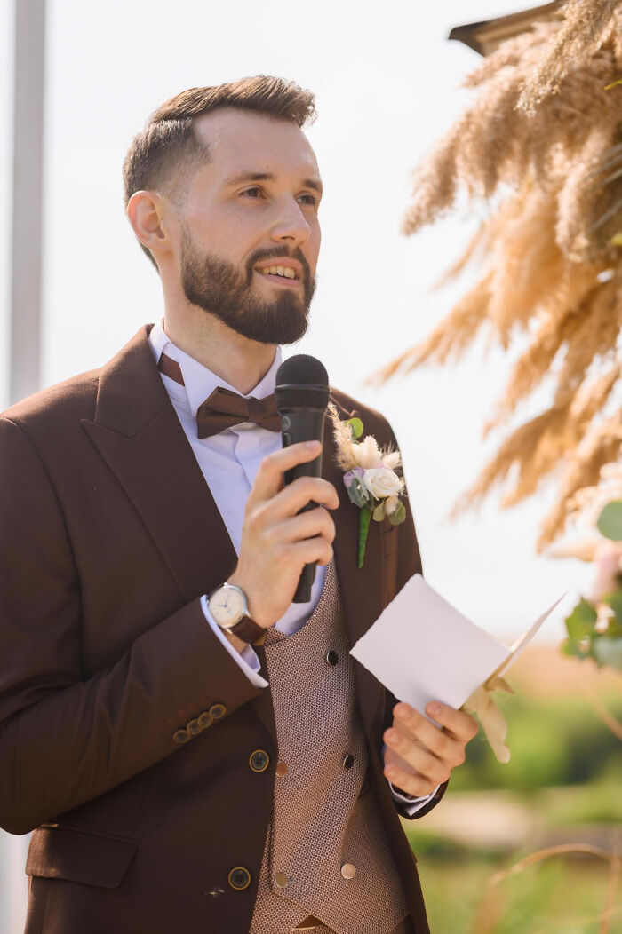 The Wildest Wedding Stories That’ll Totally Surprise You