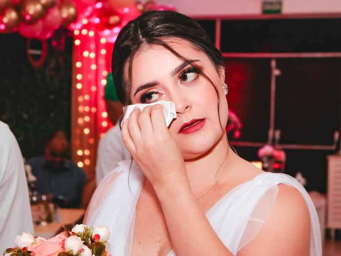 The Wildest Wedding Stories That’ll Totally Surprise You