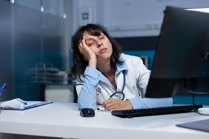 Wait, They Actually Do That?! 40 Wild Hospital Secrets That Sound Like A Horror Movie