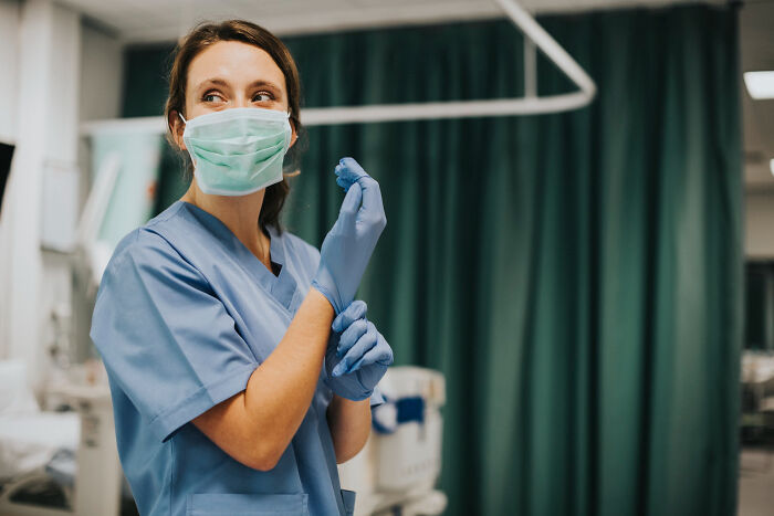Wait, They Actually Do That?! 40 Wild Hospital Secrets That Sound Like A Horror Movie