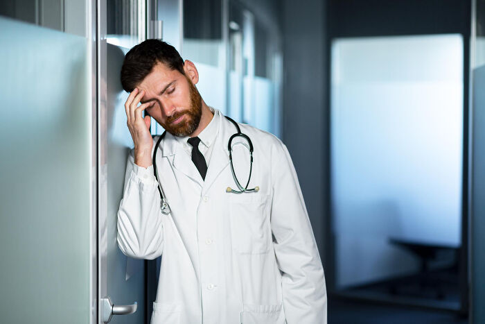 Wait, They Actually Do That?! 40 Wild Hospital Secrets That Sound Like A Horror Movie