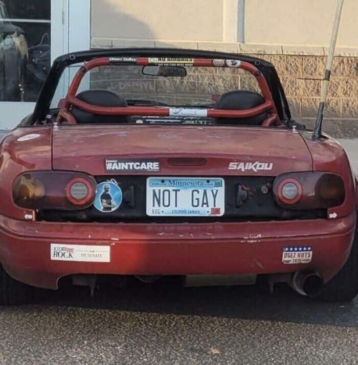 Oops! The 45 Cringe Pics That’ll Make You Laugh and Hide Your Face