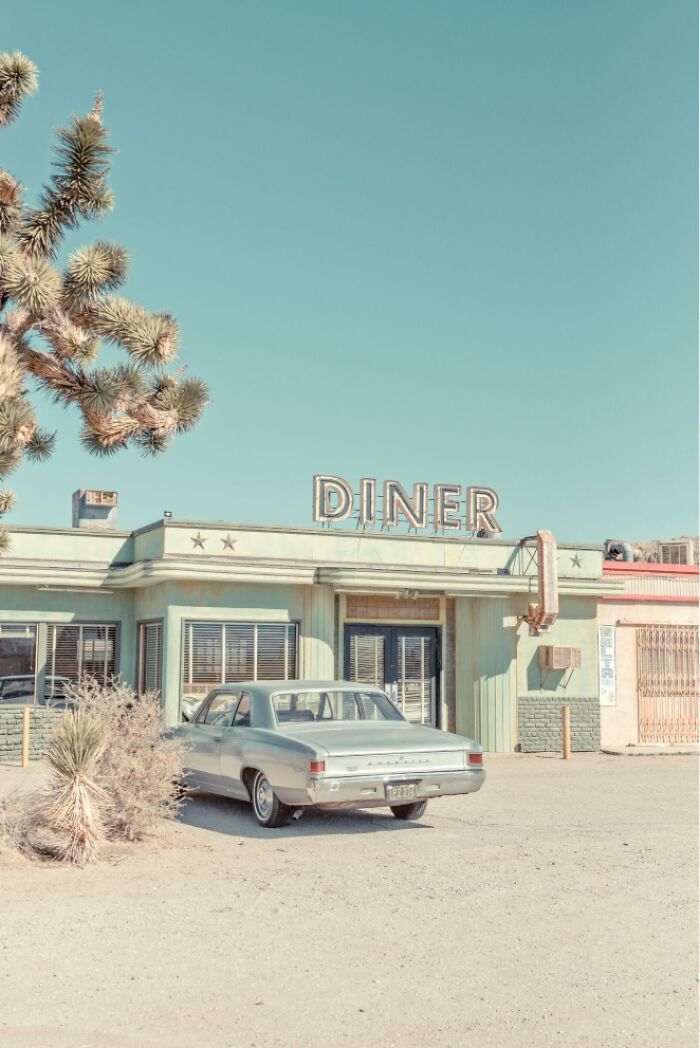Wait, This Photographer Turned Forgotten Western Roads Into Magic (29 Pics)