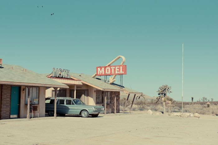 Wait, This Photographer Turned Forgotten Western Roads Into Magic (29 Pics)