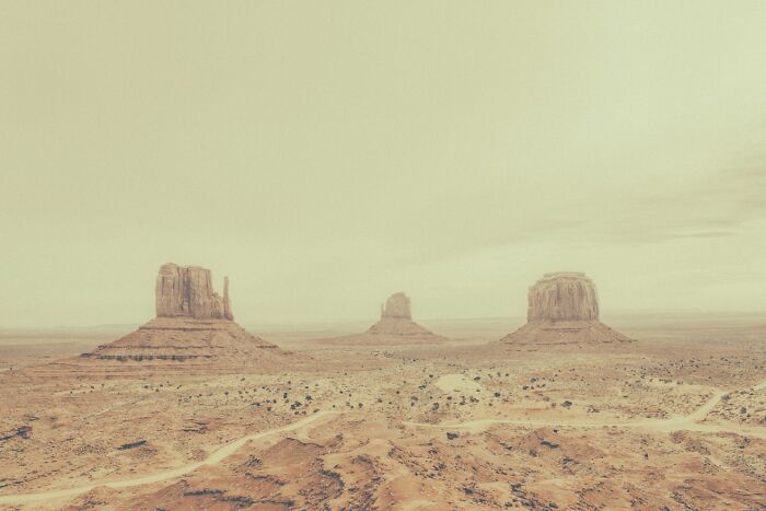 Wait, This Photographer Turned Forgotten Western Roads Into Magic (29 Pics)