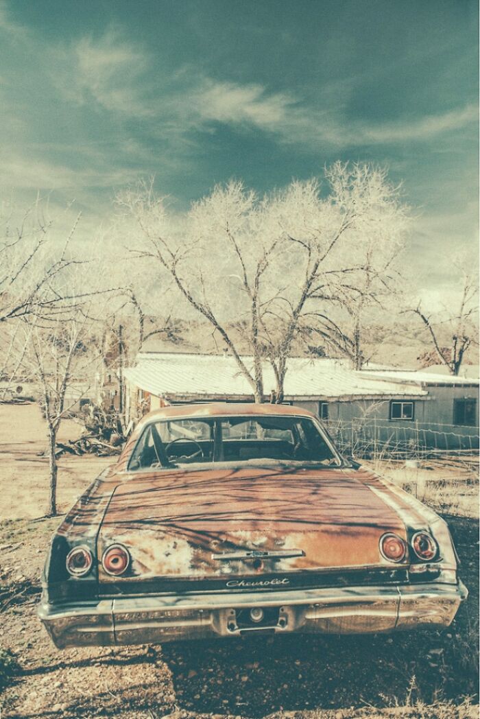 Wait, This Photographer Turned Forgotten Western Roads Into Magic (29 Pics)