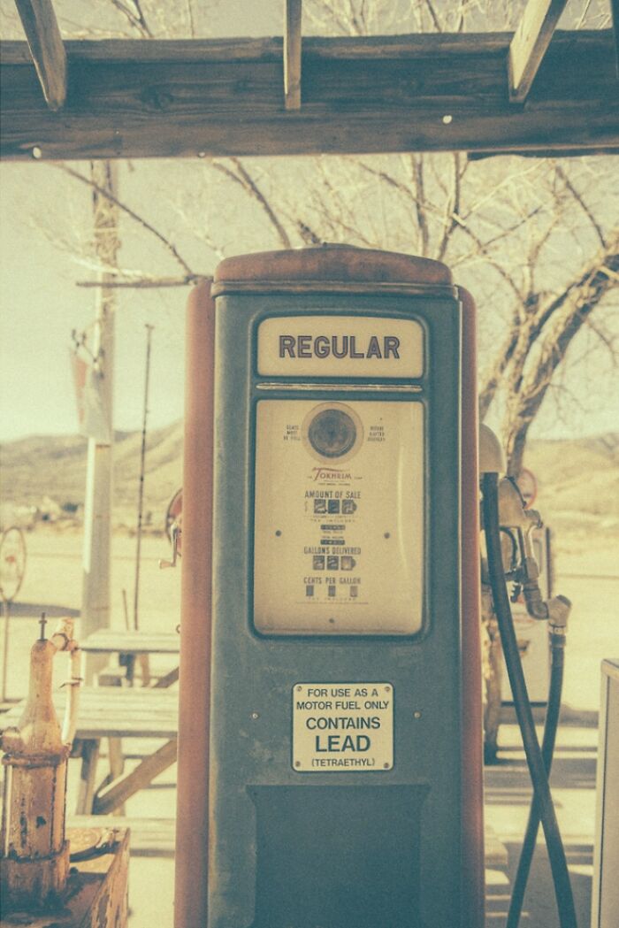 Wait, This Photographer Turned Forgotten Western Roads Into Magic (29 Pics)