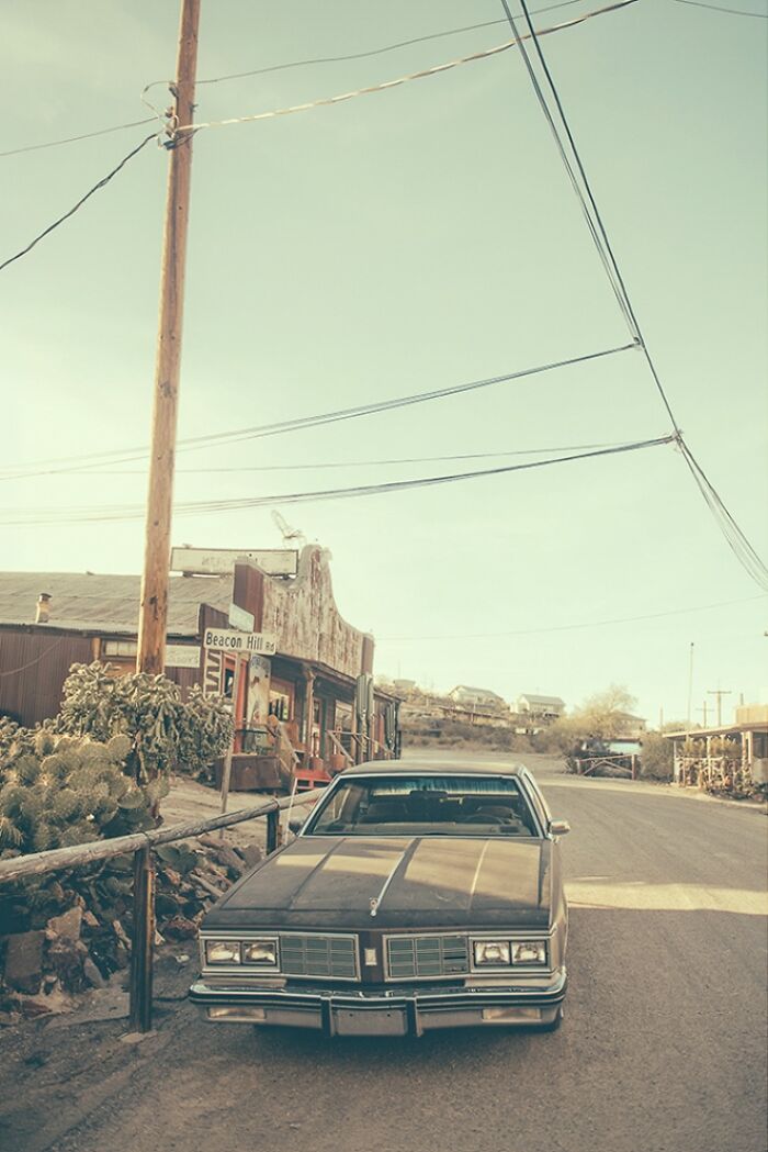 Wait, This Photographer Turned Forgotten Western Roads Into Magic (29 Pics)
