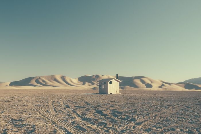 Wait, This Photographer Turned Forgotten Western Roads Into Magic (29 Pics)