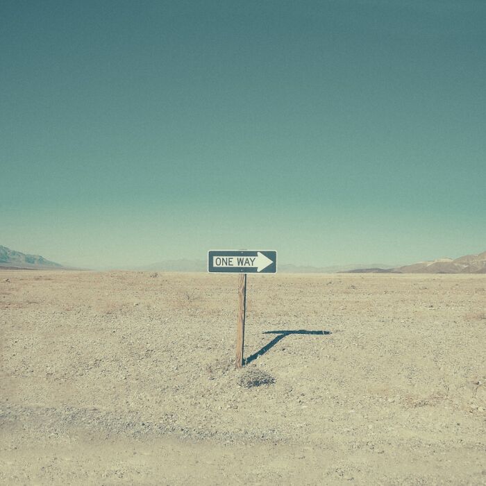 Wait, This Photographer Turned Forgotten Western Roads Into Magic (29 Pics)