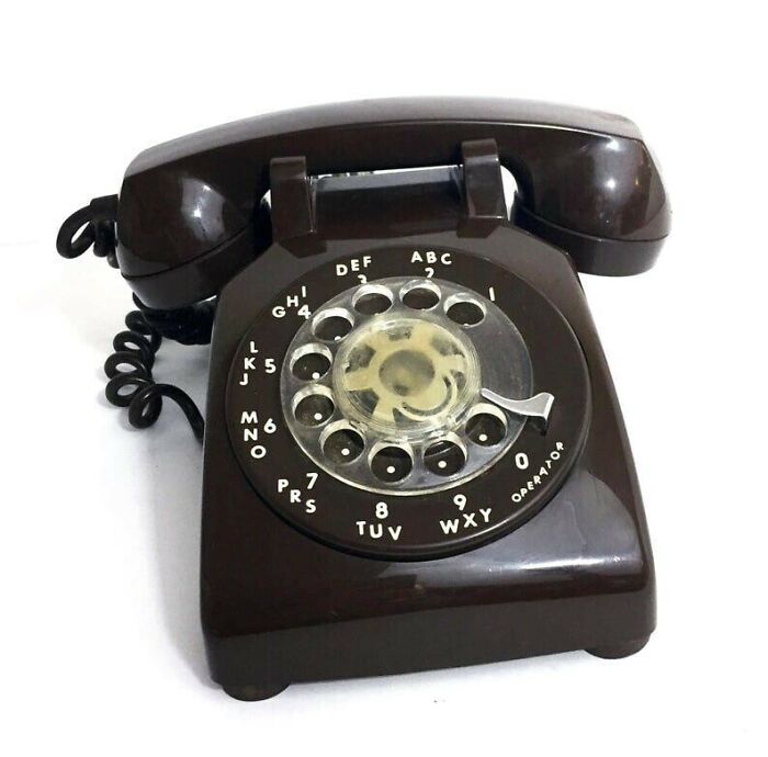 Wait, They Actually Took Pics of 80s Tech? Yeah, And It’s Hilariously Retro!