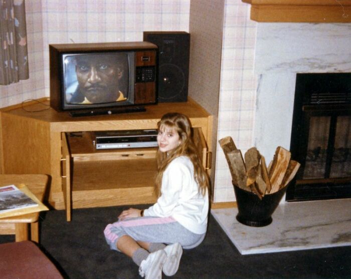Wait, They Actually Took Pics of 80s Tech? Yeah, And It’s Hilariously Retro!