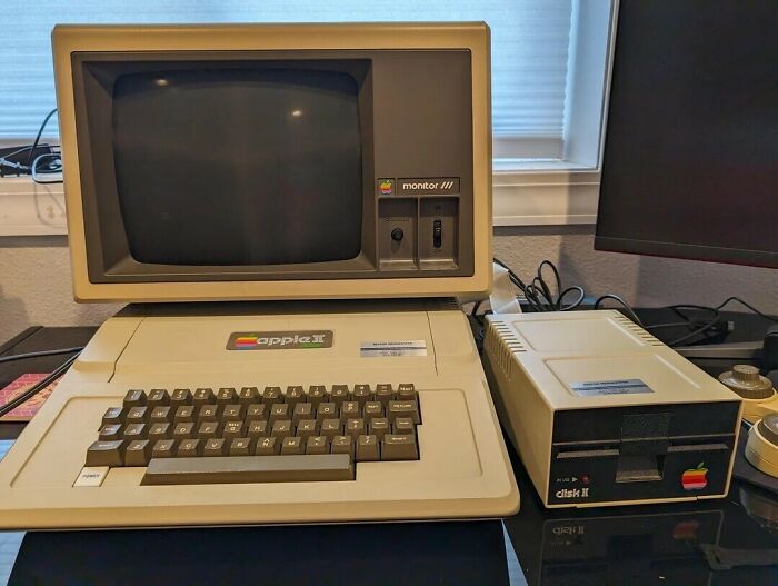 Wait, They Actually Took Pics of 80s Tech? Yeah, And It’s Hilariously Retro!