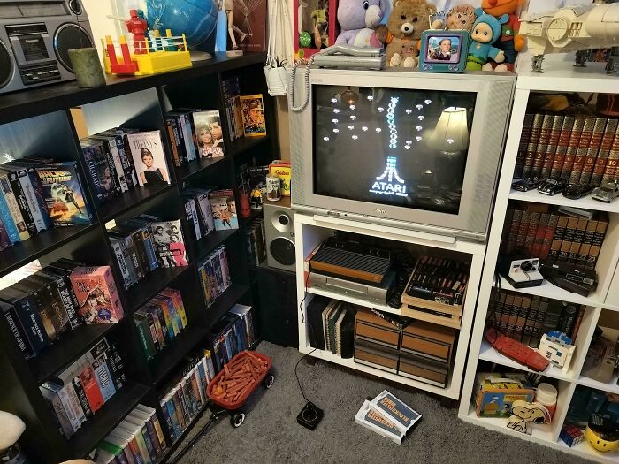 Wait, They Actually Took Pics of 80s Tech? Yeah, And It’s Hilariously Retro!