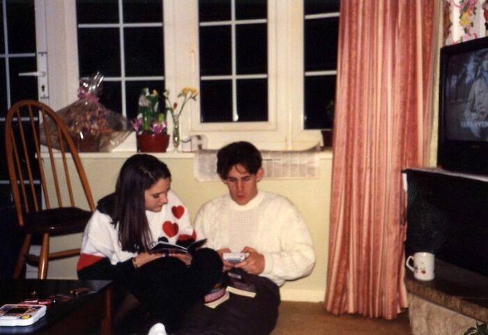 Wait, They Actually Took Pics of 80s Tech? Yeah, And It’s Hilariously Retro!