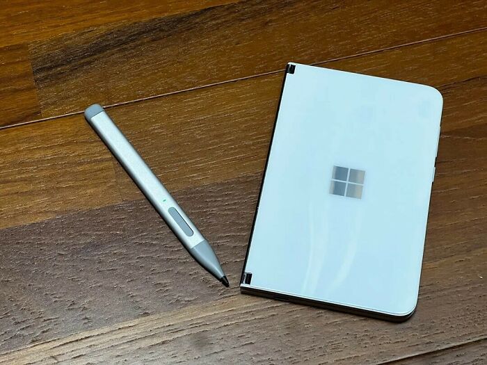 Wait, They Actually Took Pics of 80s Tech? Yeah, And It’s Hilariously Retro!