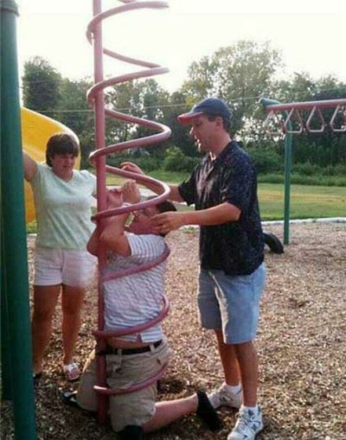 Let's Rank The Most Facepalm-Worthy Pics Ever