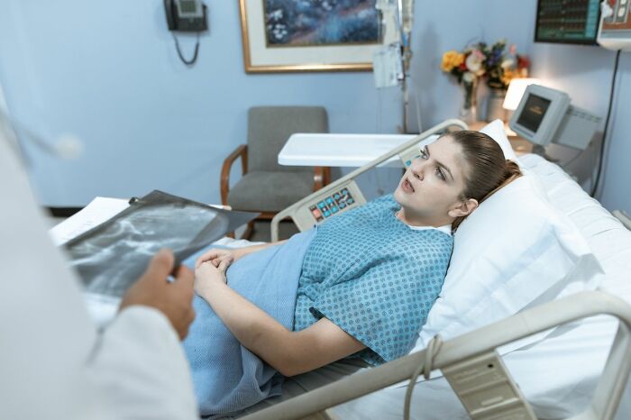 Wait, Doctors Actually Shared Their Wildest Patient Stories!