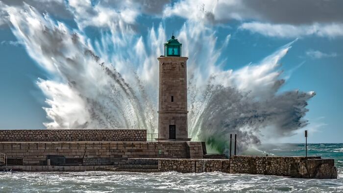 Lighthouse Drama At The Sea By Bill Wilkins
