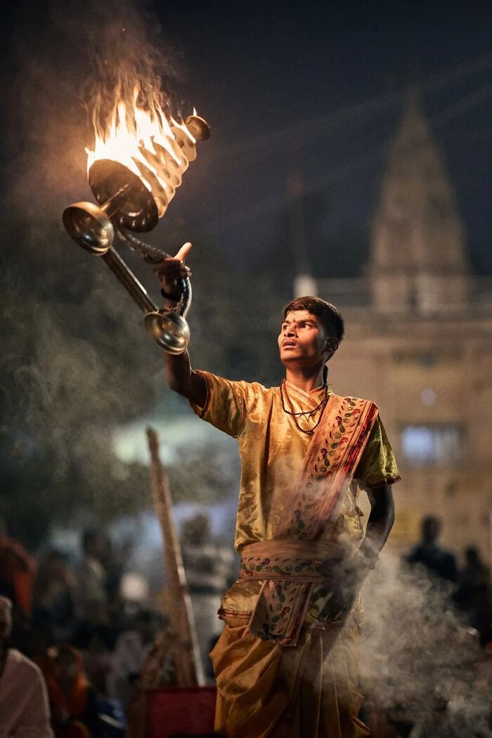 Powerful Fire Ritual By Héctor Ruiz