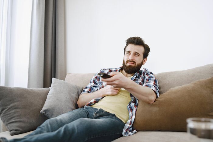 Let's Dive Into the Most Ridiculous Dating Red Flags Ever!