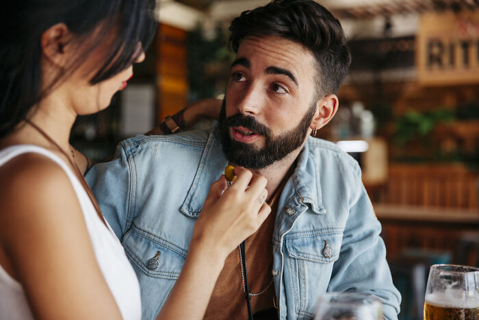 Let's Dive Into the Most Ridiculous Dating Red Flags Ever!