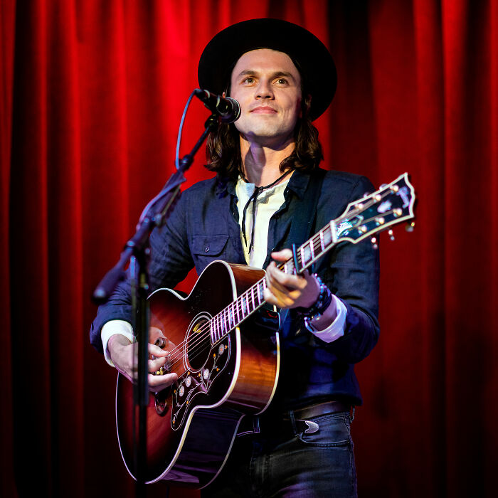 James Bay, The Guitar Guy, 36