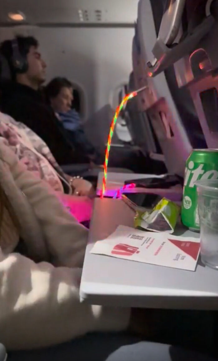 37 Travel Nightmares That Will Make You Rethink Flying Forever