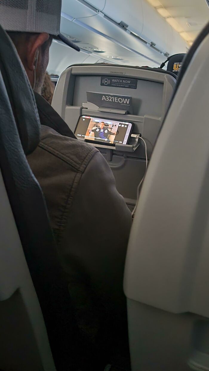 37 Travel Nightmares That Will Make You Rethink Flying Forever
