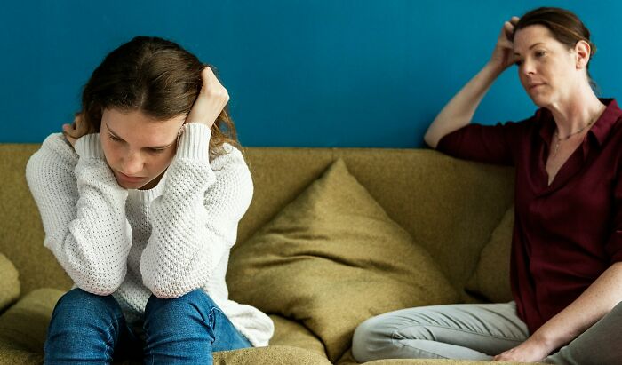 When That Last Straw Finally Snaps: 40 Wild Reasons People Ditched Their Parents