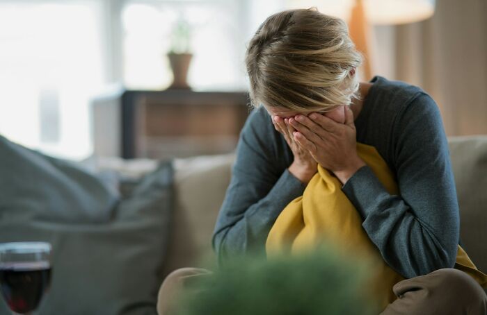 When That Last Straw Finally Snaps: 40 Wild Reasons People Ditched Their Parents
