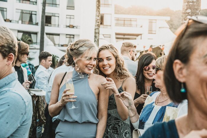 When That Last Straw Finally Snaps: 40 Wild Reasons People Ditched Their Parents